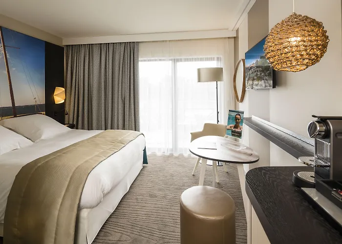 Hotel Hôtel&spa Les Bains D'arguin By Thalazur 4*