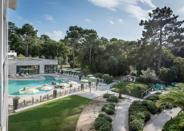 Hotel Hôtel&spa Les Bains D'arguin By Thalazur 4*